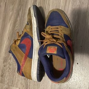 Papa bear dunks